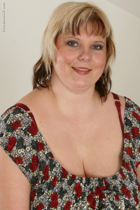 curvy blonde granny top image