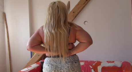 fat bbw deep navel chubby nude images