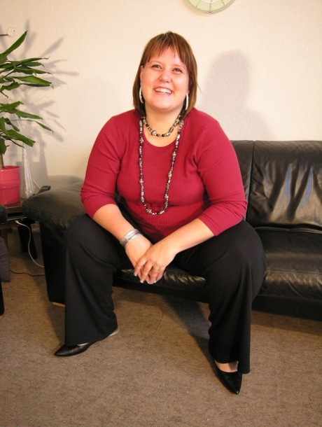 bata maganda volenece bbw hd archive