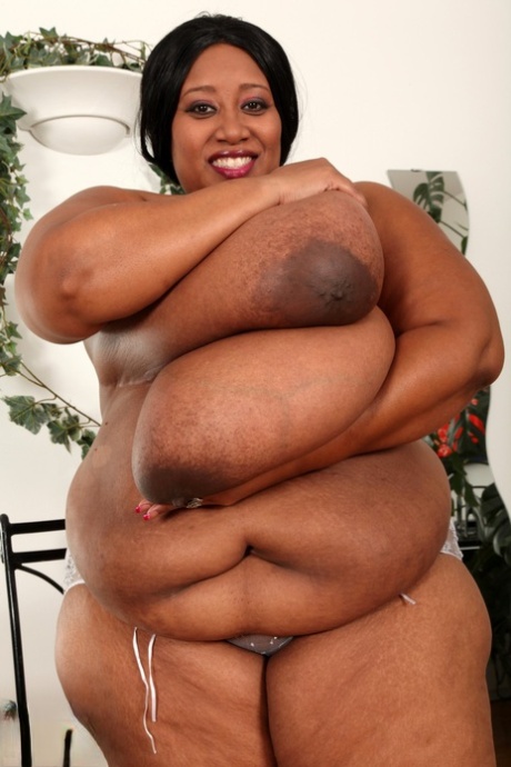 chocolate ebony bbw hd photo