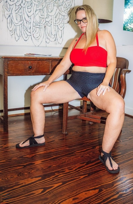sexy bbw gigantic pregnant belly free sex gallery