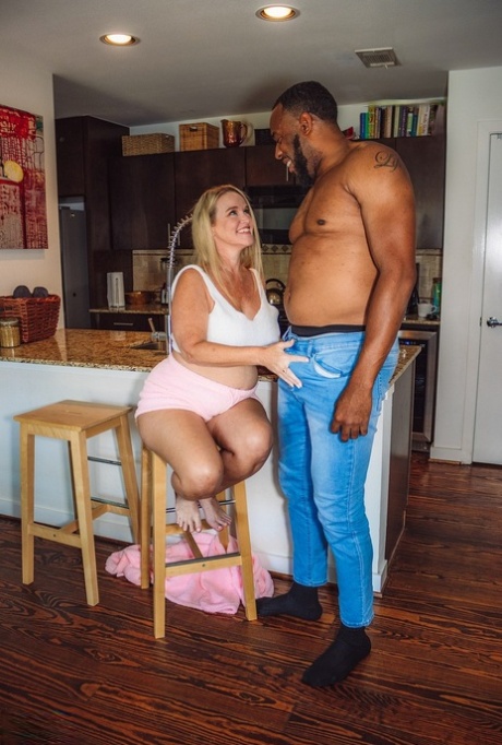bbw face hot nude images