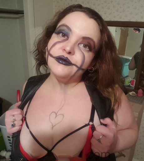 thick latina step sis hot nude image