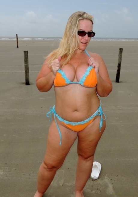 girl with thick thighs fucked hot img