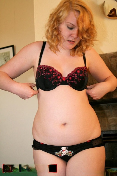 thick titty sexy pics