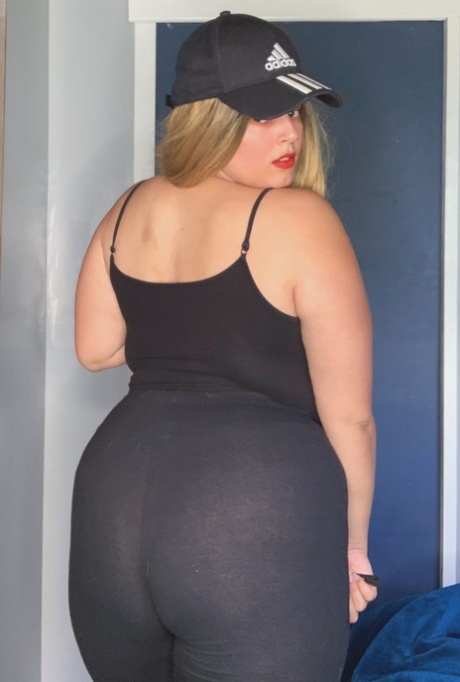 spread chubby best hot naked photos