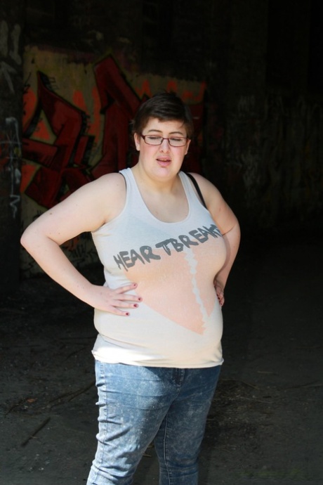 skinny thick black girls erotic images