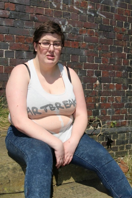 thick teen twerking beautiful xxx pictures