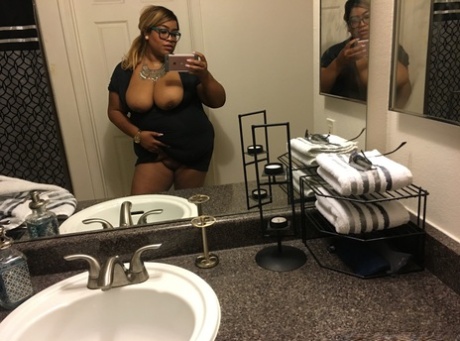 perfectly thick art nude image