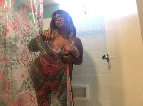 ugly chubby redheads nudes pics