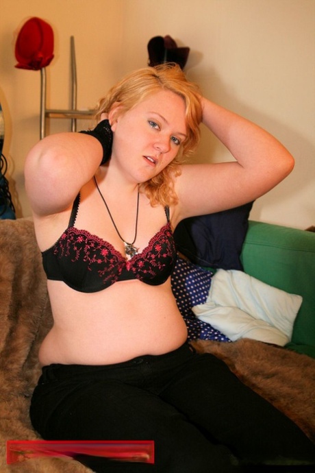 huge tit plump white cow impregnated by black bull sexy xxx pics