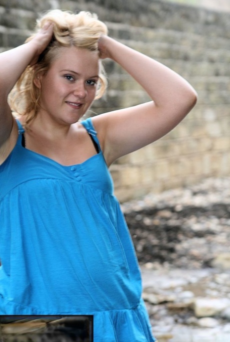 hot curvy granny beautiful naked image