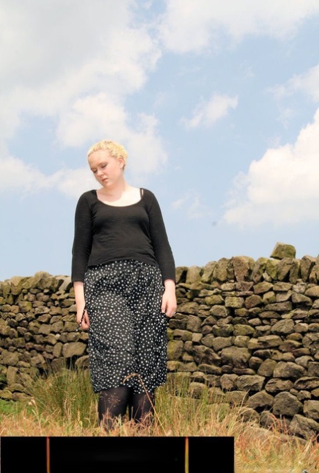 bbw teen with glasses art naked photos