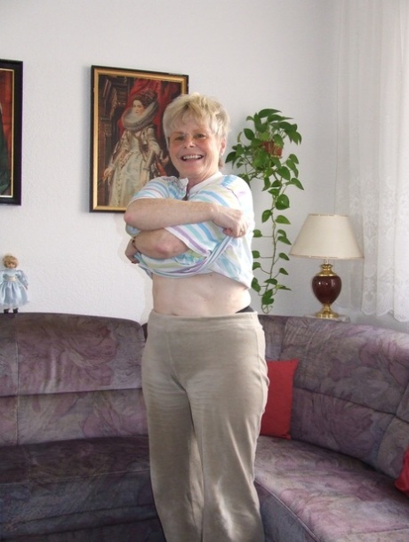 hot thick thigh hot photos