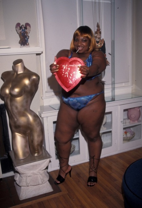 thick milf shower beautiful xxx pics