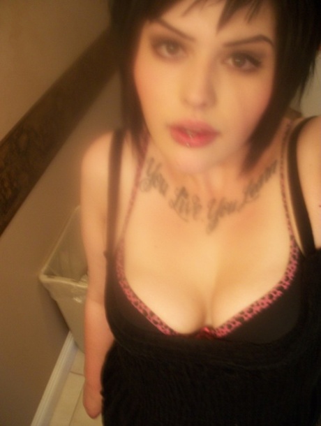 ravishing chick chokes on fat dangler perfect image
