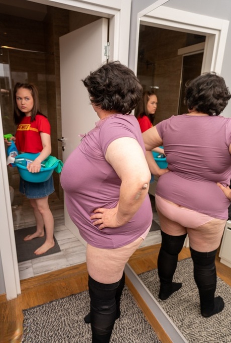 german piss whore and thick art nude photos