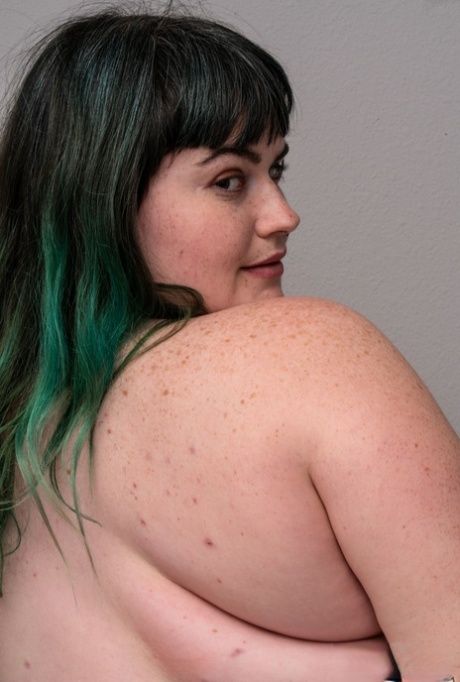 real fat sister sexy nudes photos