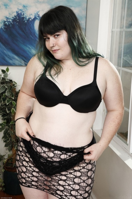 curvy sister and brother hot nude images