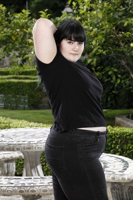 bbw fat arms free naked archive