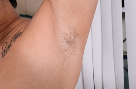 thick arab pov hot naked photo