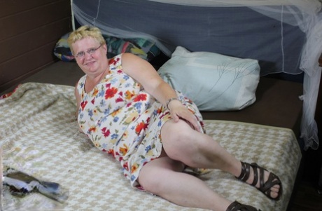 bbw belly bra pornographic gallery