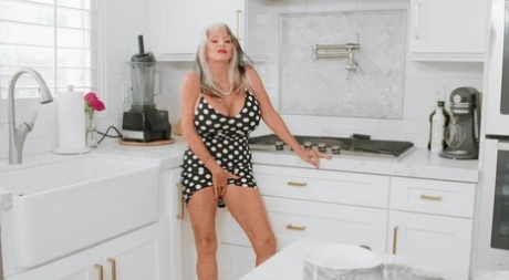 beauty asian thick thigh thick legs women exclusive images