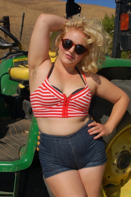 fucking dungeon curvy exclusive image