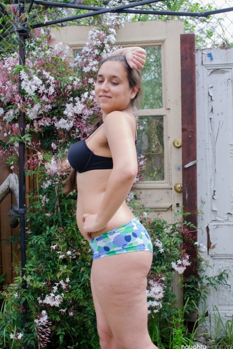 big ass for a white girl free porn image