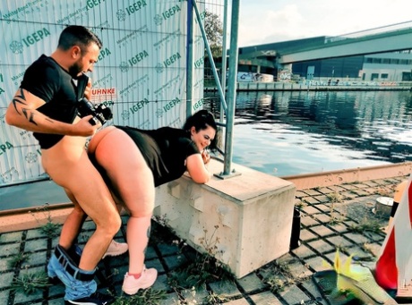 bbw carolina munoz adult picture