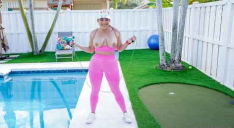 curvy creamy xxx image