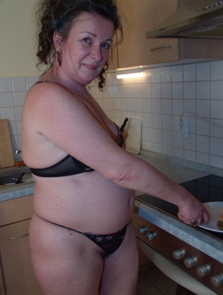 fat girl getting pile driver hd picture
