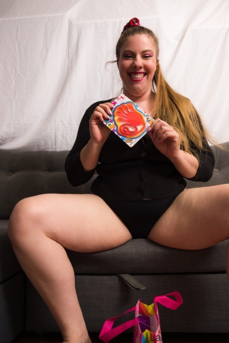 curvy pawg milf art nude galleries