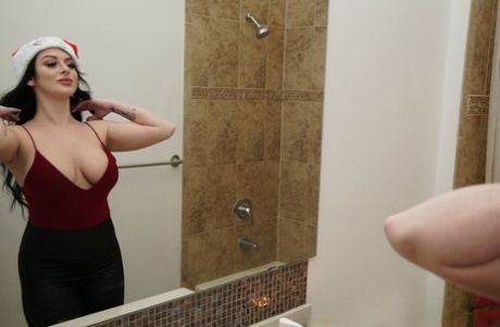 thick soldier erotic picture