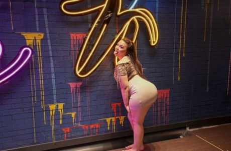 porn curvy cosplay free porn pictures