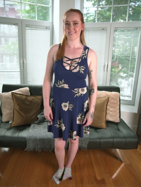 curvy amateur milf glasses art xxx picture