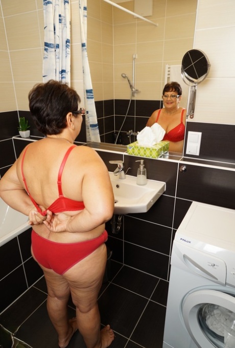 curvy stepteen cockriding older black cock sex pictures
