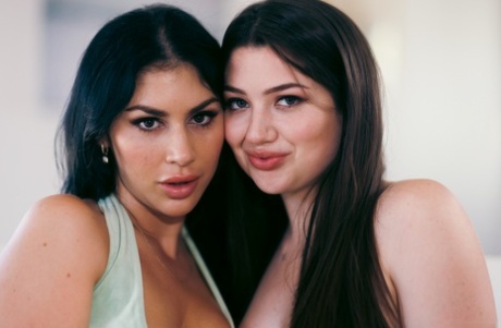 bbw eye contact free sexy photo