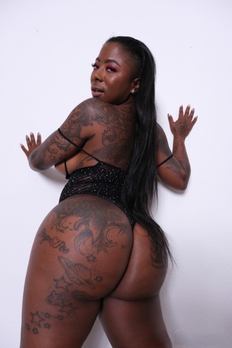 thick ig models pornos img