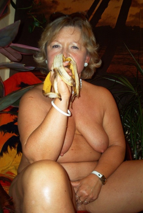 bbw latex mask hot photo