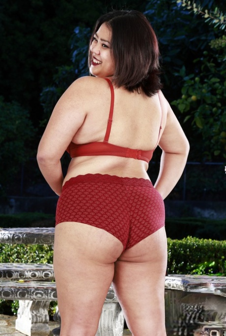 eromantic curvy art xxx photo
