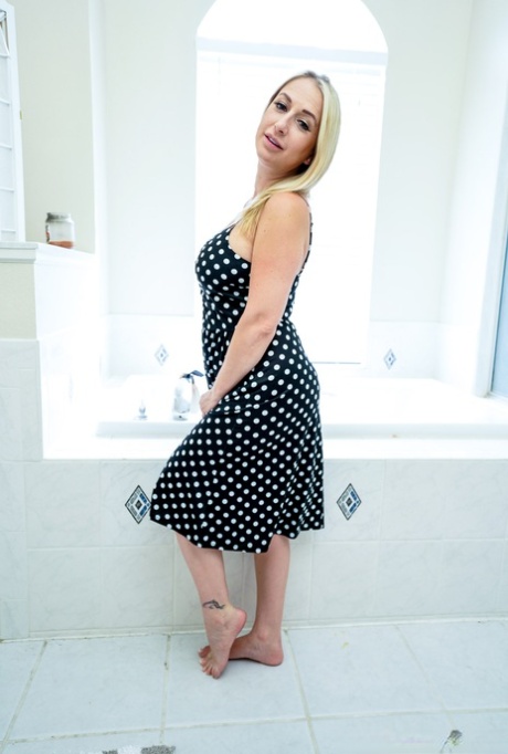 bbw dance an meating places art naked pics