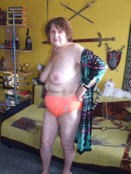 bbw granny nylon hot nude galleries