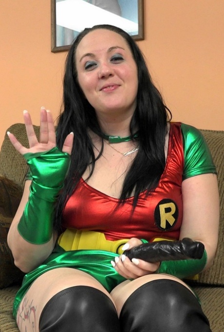 curvy milf eager to cock pretty photos