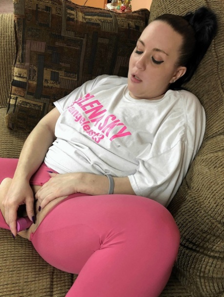 bakas moms: fat tits redemption free xxx pic