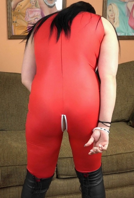 black bbw pear free nude photo