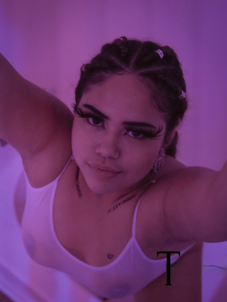 fat ass chick pretty photos