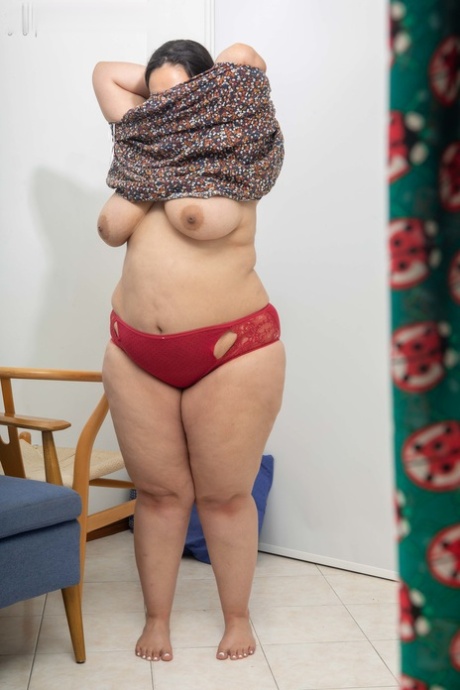 fat black chick eating mcdonlds art xxx photos