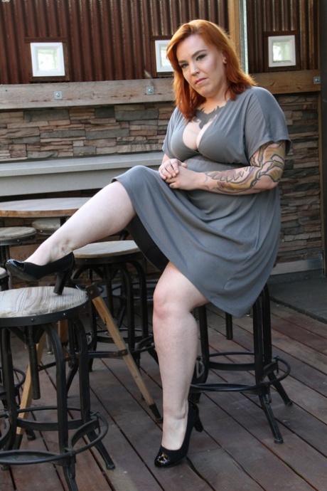 casting curvy thick maid nudes image