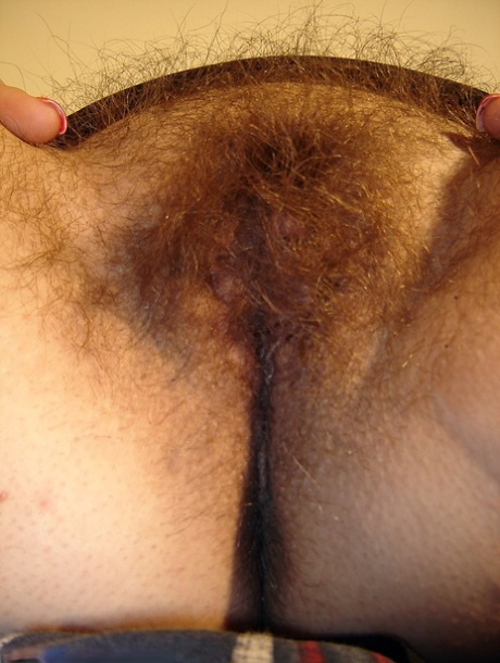 thick hair store employee no panties beautiful img